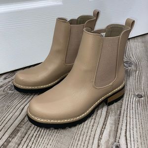 Chelsea boots